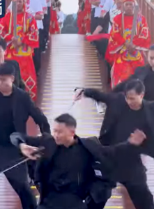 當一支刀舞讓世界看見一個民族：從景頗族歌舞爆紅，看傳統文化如何在數位時代重新獲得生命